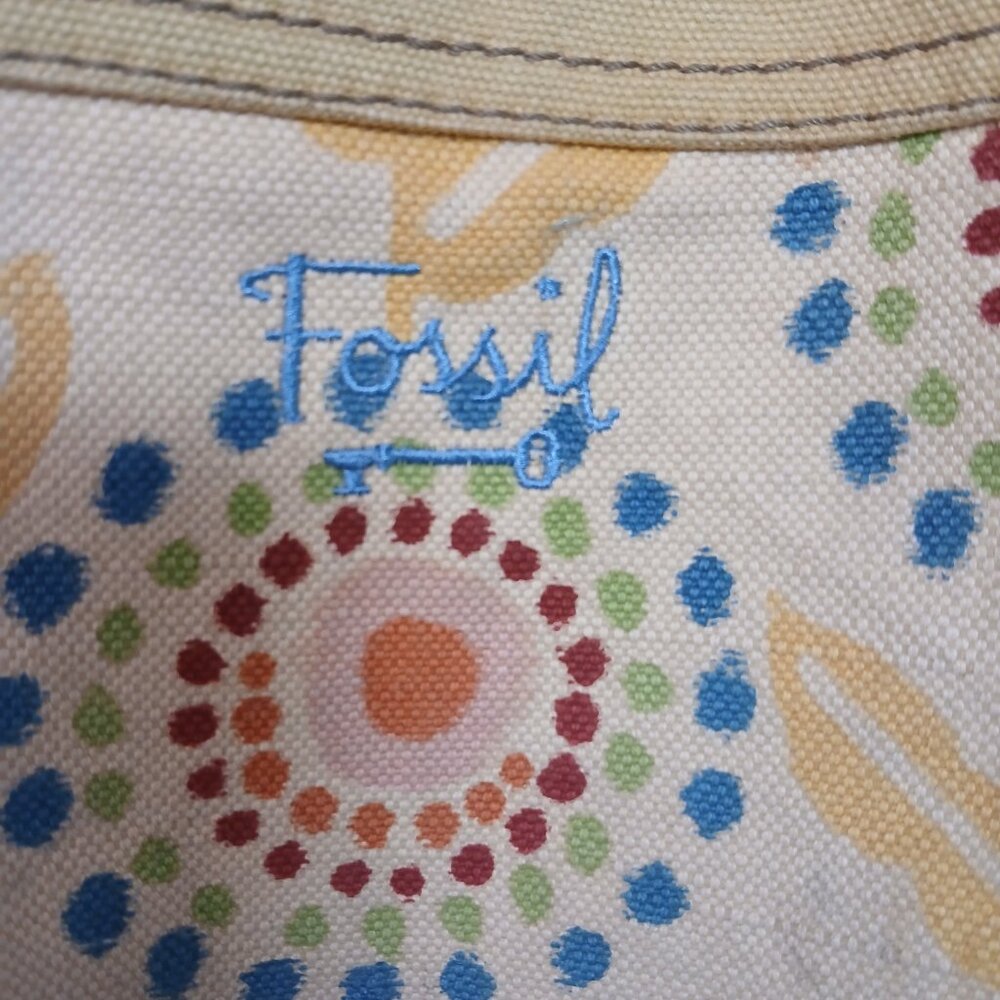 Fossil Canvas Picnic Hobo - Picture 9 of 11